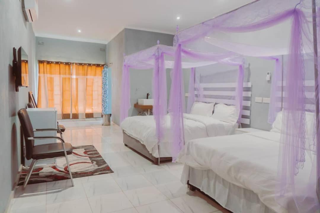 Adams Lodges Ltd Mangochi ภายนอก รูปภาพ